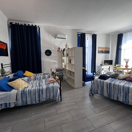 Suites Giudecca Napoli Esterno foto